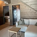 New At Fidjeland With Ski-in Ski-out Dirdal