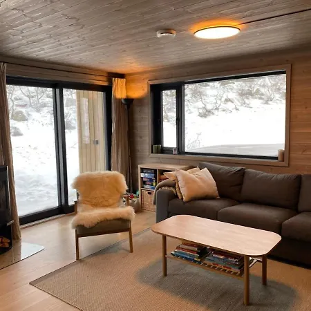 New At Fidjeland With Ski-in Ski-out بيت للعطل *