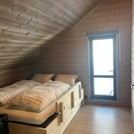 New At Fidjeland With Ski-in Ski-out Dirdal